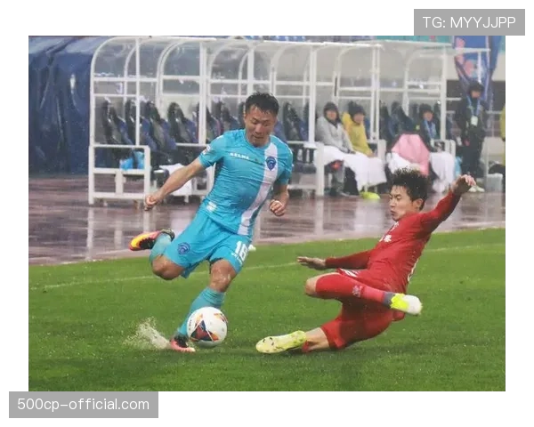 天气因素:预计周末雨战或将影响多场比赛的防守滑铲数据