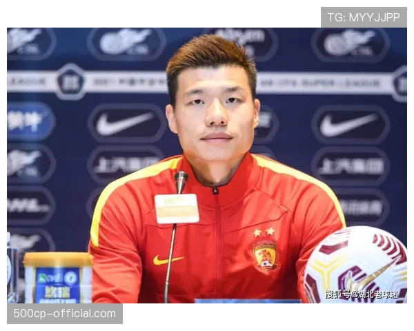 拜仁16岁前锋冯陶贝参加一线队训练，青训体系再出新人